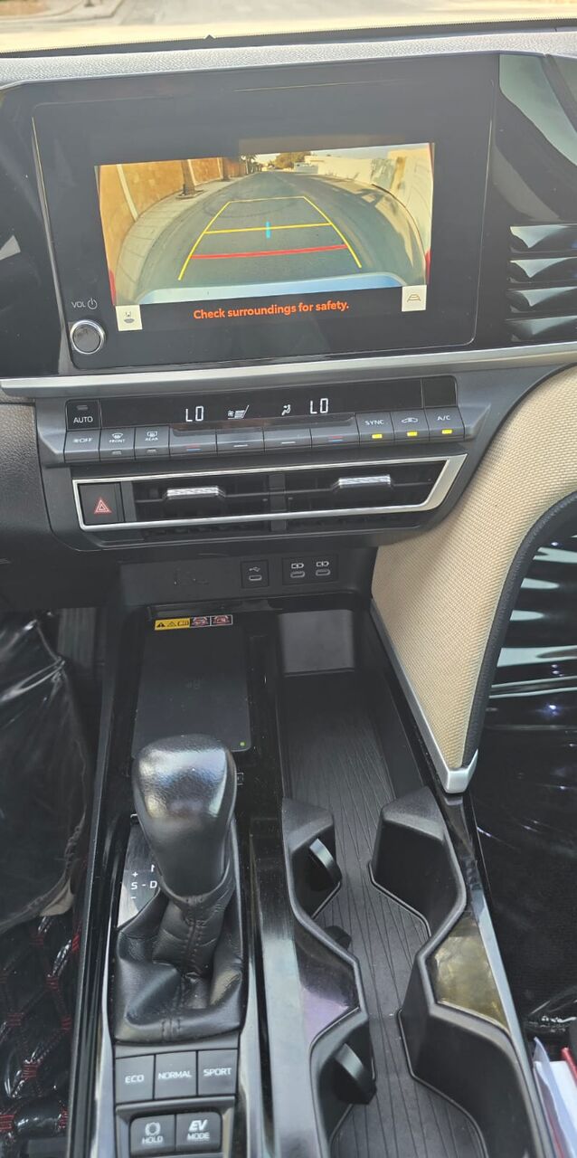 Olaya, Vehicle Lease Transfer, SAR 50,  Car Transfer Toyota Camry 2025 Hybrid