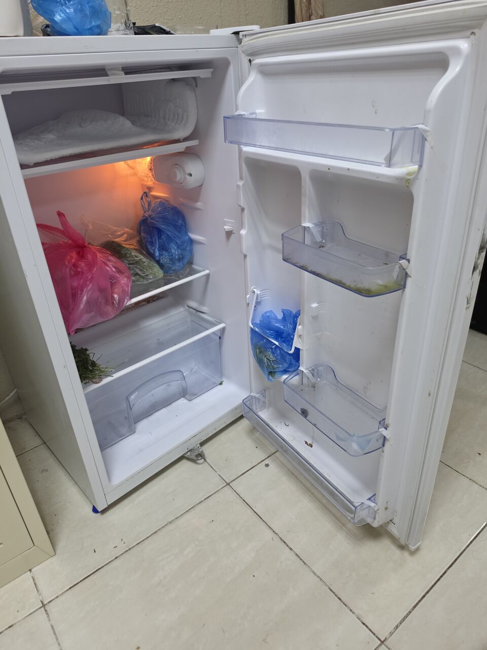 Hofuf, Electronics, SAR 150,  Small Refrigerator, Goof Condition And Excellent Working