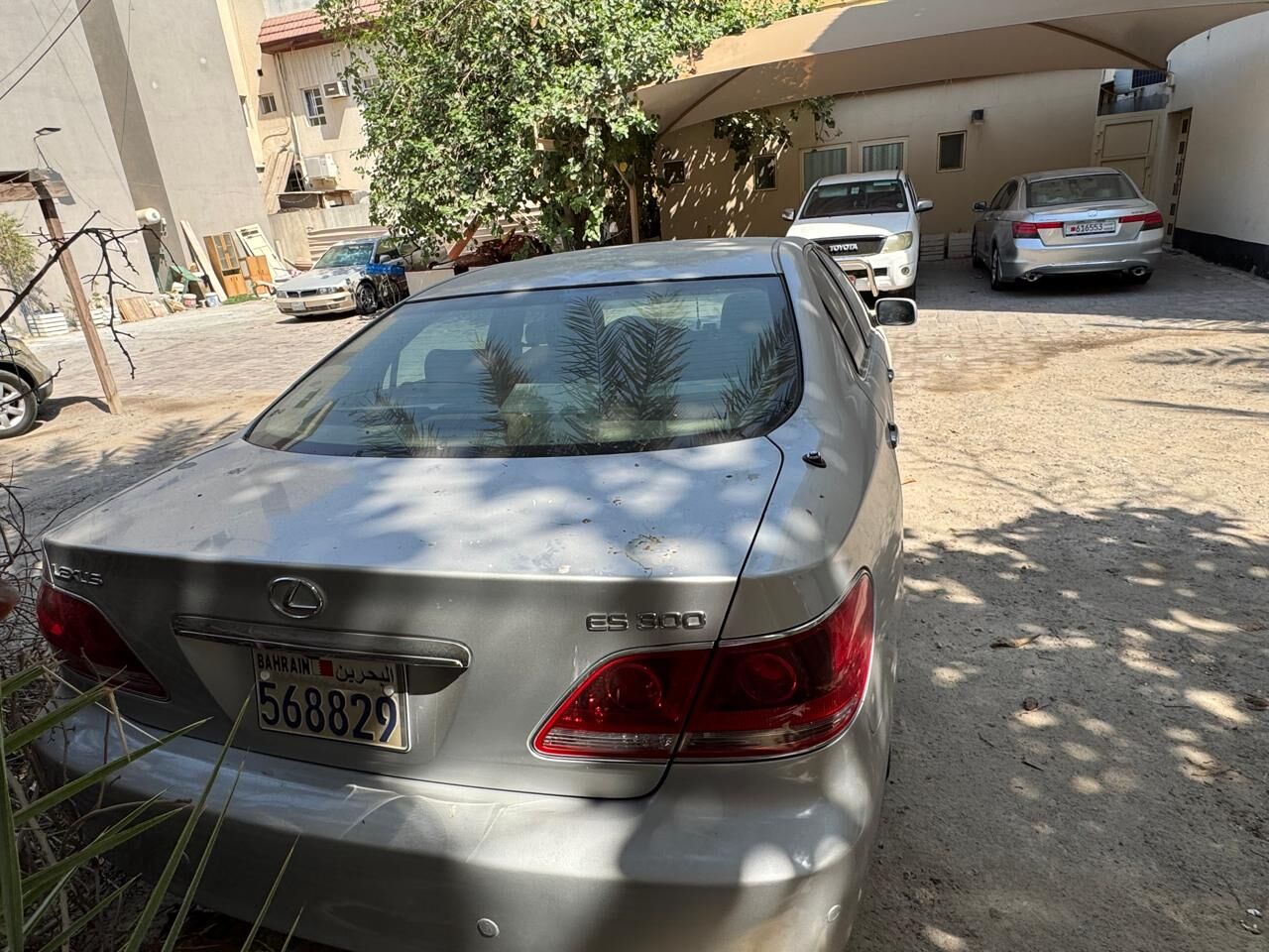Manama, Vehicles, Cars & Trucks , BHD 1500,  Lexus ES 300,  2005,  Automatic,  282000 KM,   For Sale