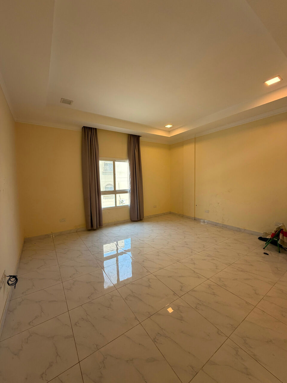 Tubli, Apartments, Flats, Houses & Villas, BHD 250/year,  3 BR,  3 Bedroom Semi Furnished ,Well Maintained