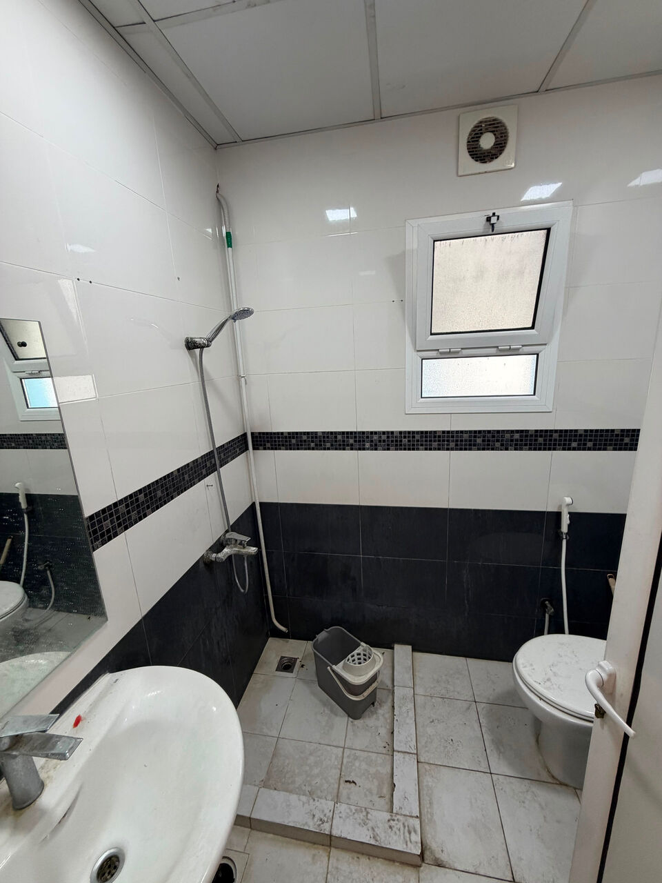 Tubli, Apartments, Flats, Houses & Villas, BHD 250/year,  3 BR,  3 Bedroom Semi Furnished ,Well Maintained