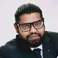 Best Spine Doctor In Mumbai - Dr. Raj Sakhrekar