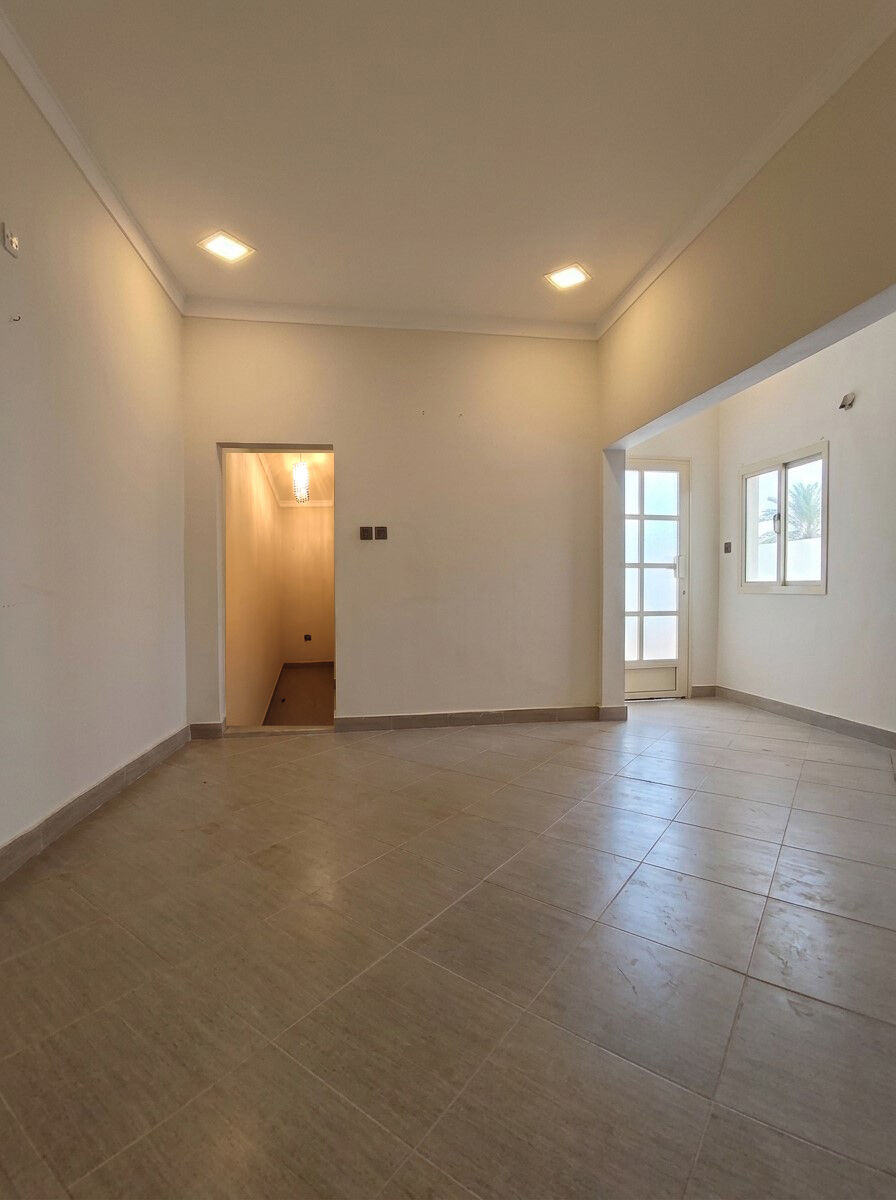 Muharraq, Apartments, Flats, Houses & Villas, BHD 260/month,  150 Sq. Meter,  3 BHK Spacious Apartment For Rent In Muharraq BD.260/- Inclusive