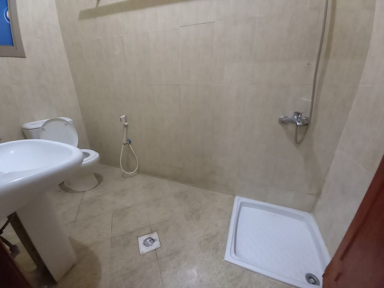 Gudaibiya, Apartments, Flats, Houses & Villas, BHD 160/month,  1 BR,  # 1 BEDROOM,1 BATHROOM,HALL WITH OPEN KITCHEN,WITH A/C,EWA-160/BD#