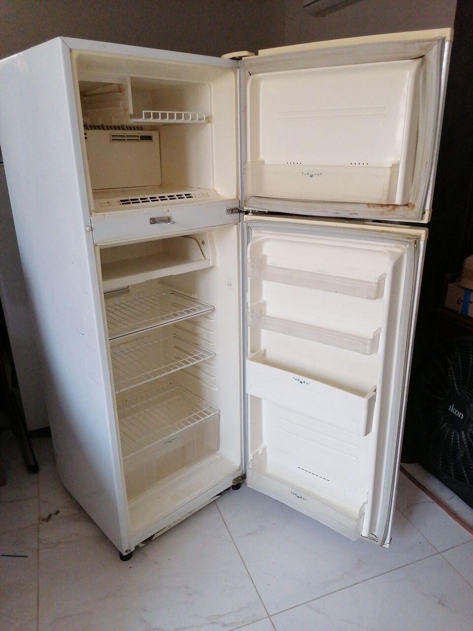 Abraq Ul Raghama, Electronics, SAR 800,  Fridge Double Door