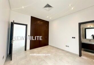 Kuwait City, Apartments, Flats, Houses & Villas, KWD 1100/month,  3 BR,  Spacious 3 Master Bedroom Floor For Rent In Rawda