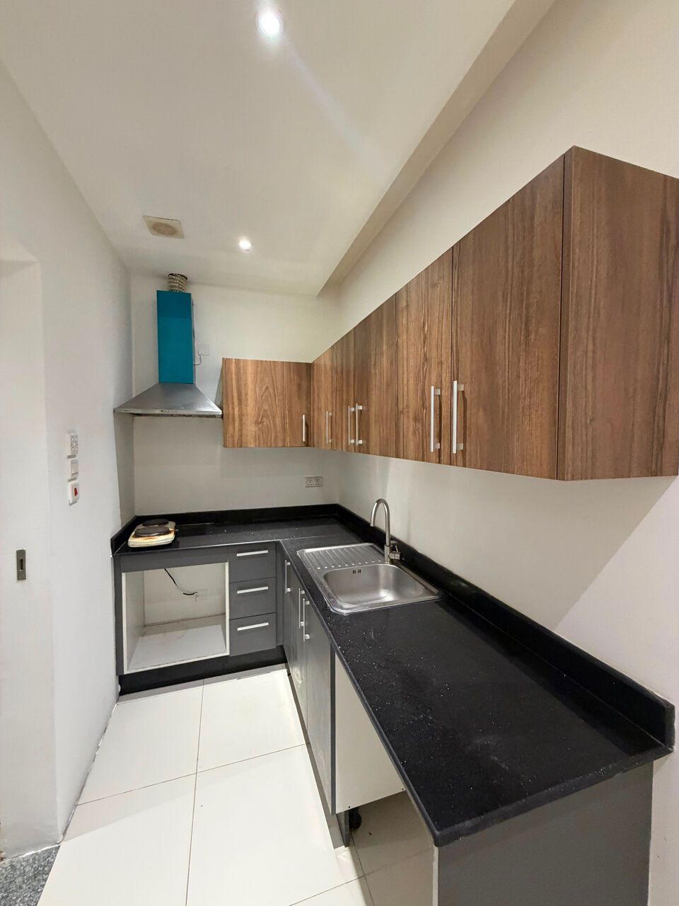 Manama, Apartments, Flats, Houses & Villas, BHD 150/year,  Clean Studio For Rent