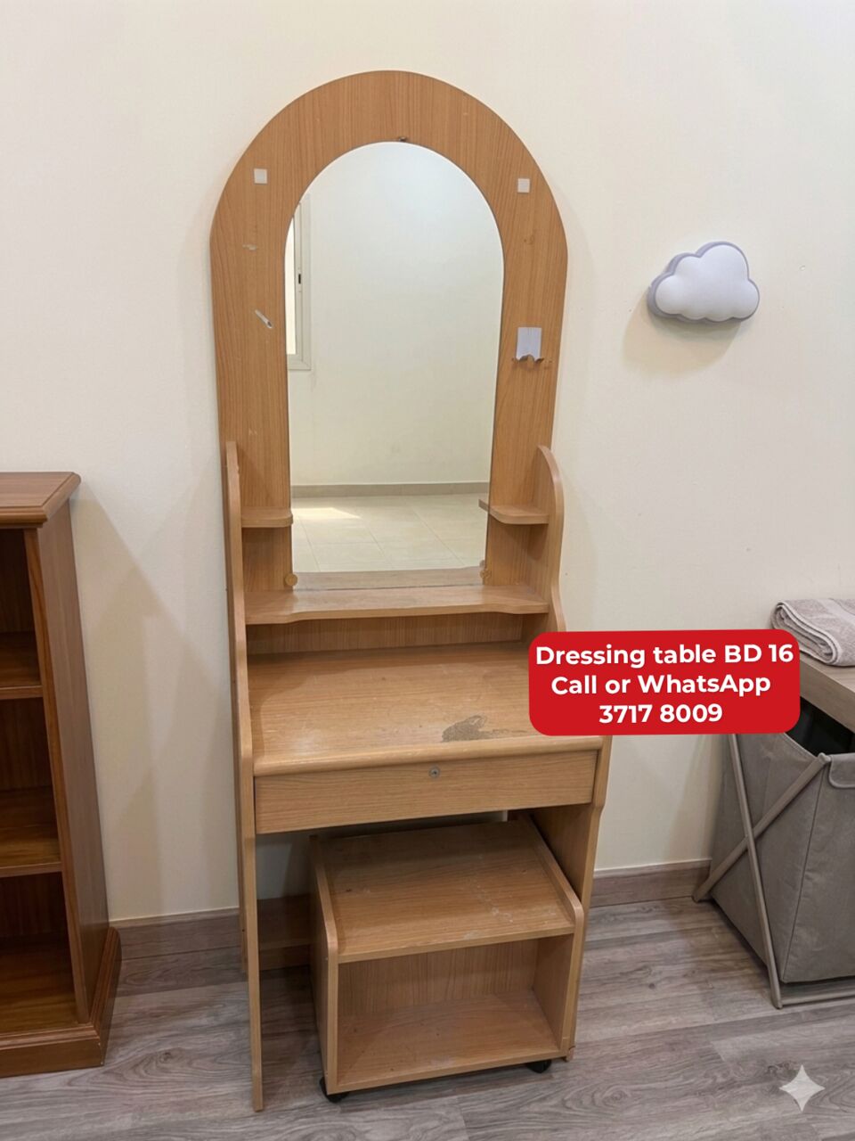 Manama, Furniture, BHD 16,  @@Dressing Table In Good Condition For Sale With Delivery