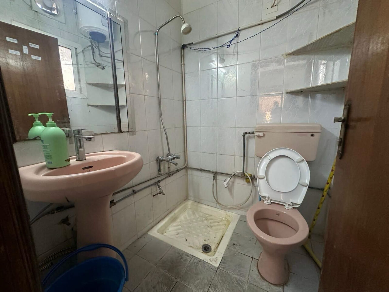 Gudaibiya, Apartments, Flats, Houses & Villas, BHD 130/month,  Gudaibiya:- Studio Flat For Rent With A/C.  Bd 130/- With Unlimited EWA.