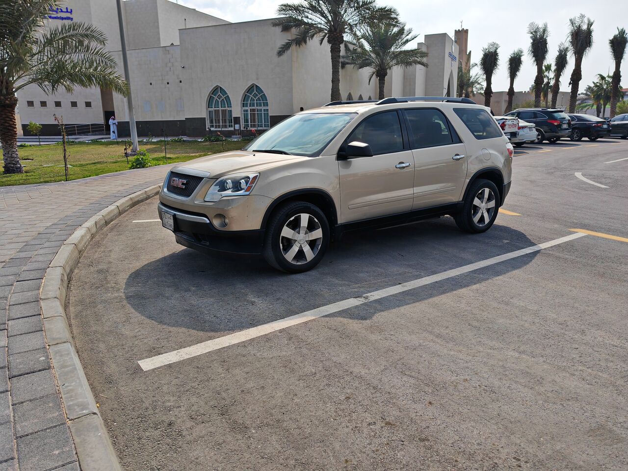 Khobar, Vehicles, Cars & Trucks , SAR 20,  Gmc Acadia,  2012,  Automatic,  405000 KM,  Very Good Condition Car