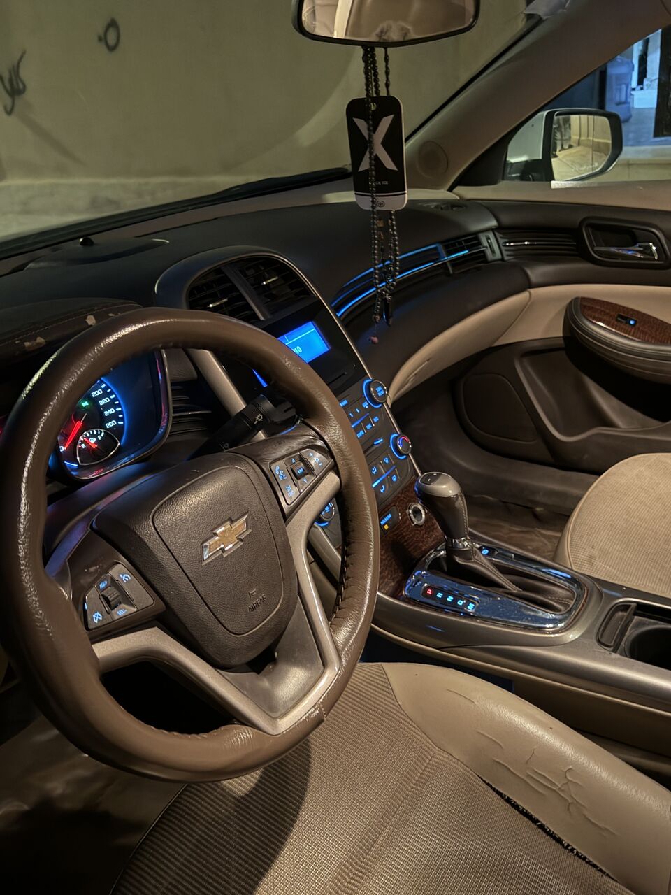 Riyadh, Vehicles, Cars & Trucks , SAR 16000,  Chevrolet Malibu LT,  2013,  Automatic,  400000 KM,  Chevrolet Malibu