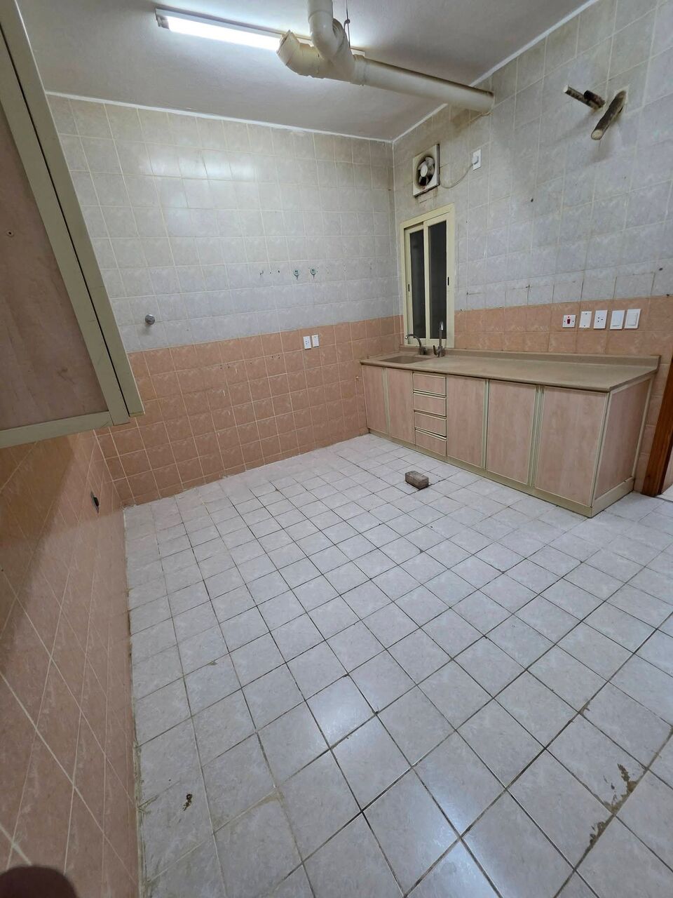Thuqbah, Apartments, Flats, Houses & Villas, 2 BR,  🏡 SAR 17,600/YEAR | SPACIOUS 2-BEDROOM FAMILY APARTMENT | ELEVATOR | PRIME LOCATION | REA