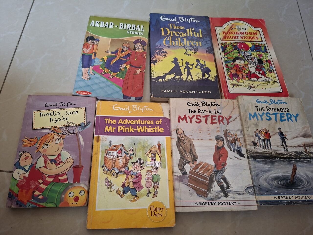 Manama, Books, BHD 1,  Books For Sale