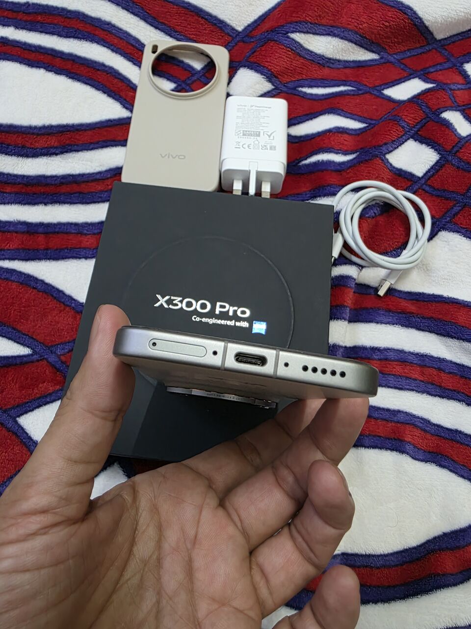 Khobar, Mobile Phones, SAR 3650,  Vivo X300 Pro 512gb 16+16gb Ram Same Brand New Few Days Use Only Serious Buyer Contact Me