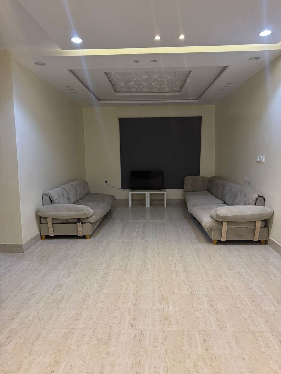 Riyadh, Sublets, SAR 900/month,  1 BR,  Ground Floor Bedroom With Bathroom & Master Kitchen And AC
