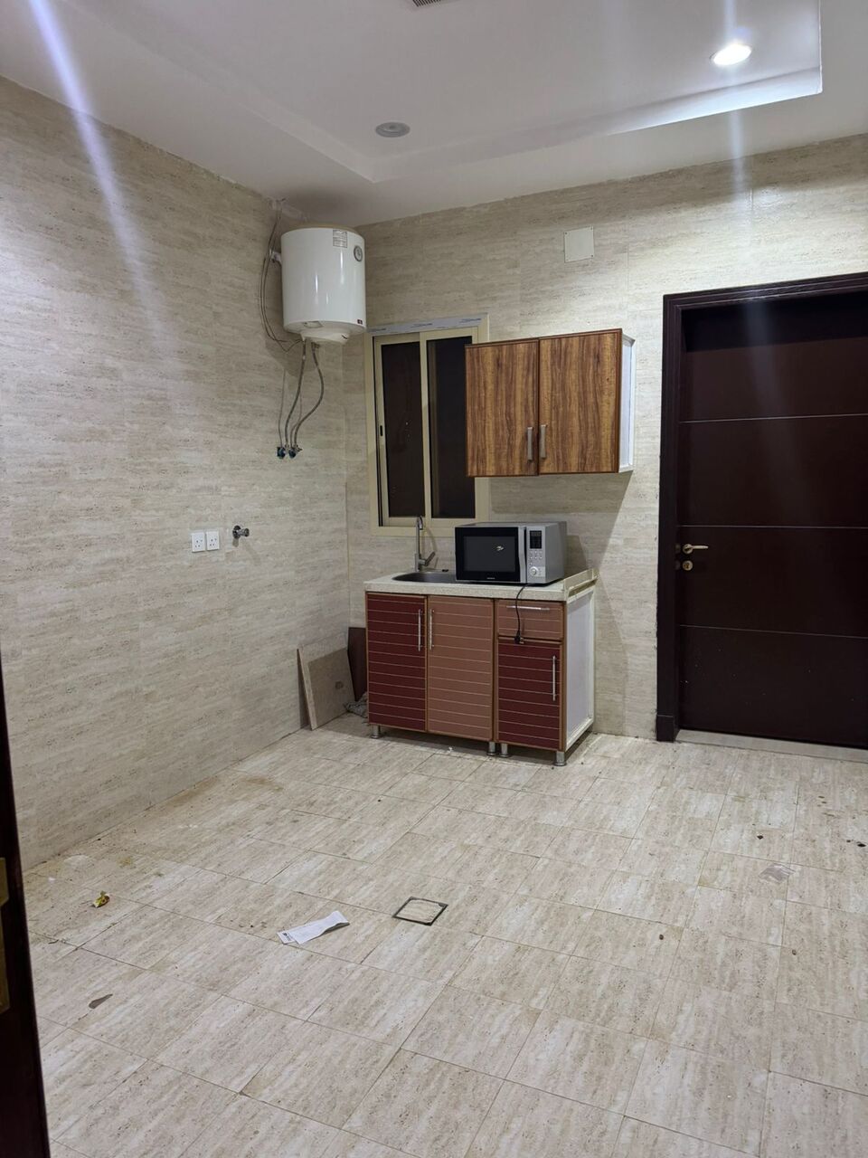 Riyadh, Sublets, SAR 900/month,  1 BR,  Ground Floor Bedroom With Bathroom & Master Kitchen And AC