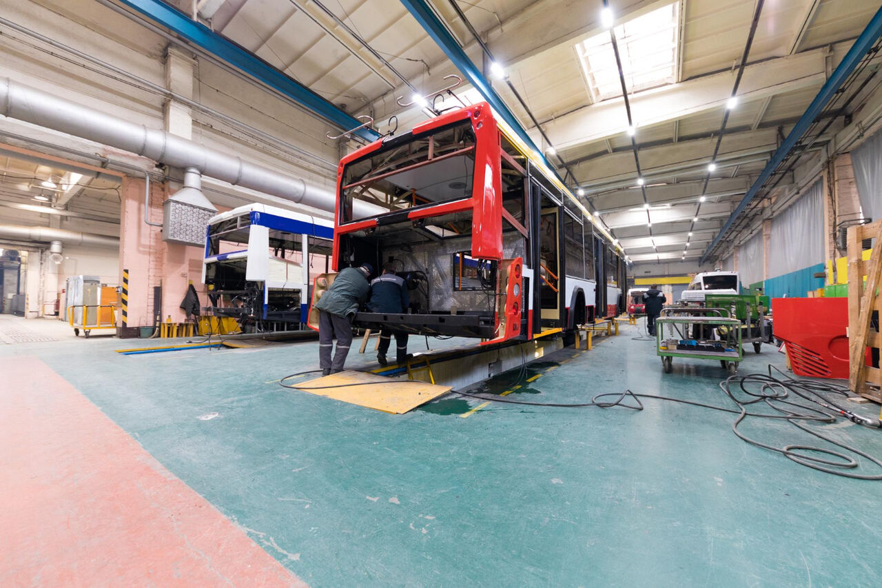 New Delhi, Automotive, Industrial Vehicle Glass Solutions Delhi For Commercial Vehicles