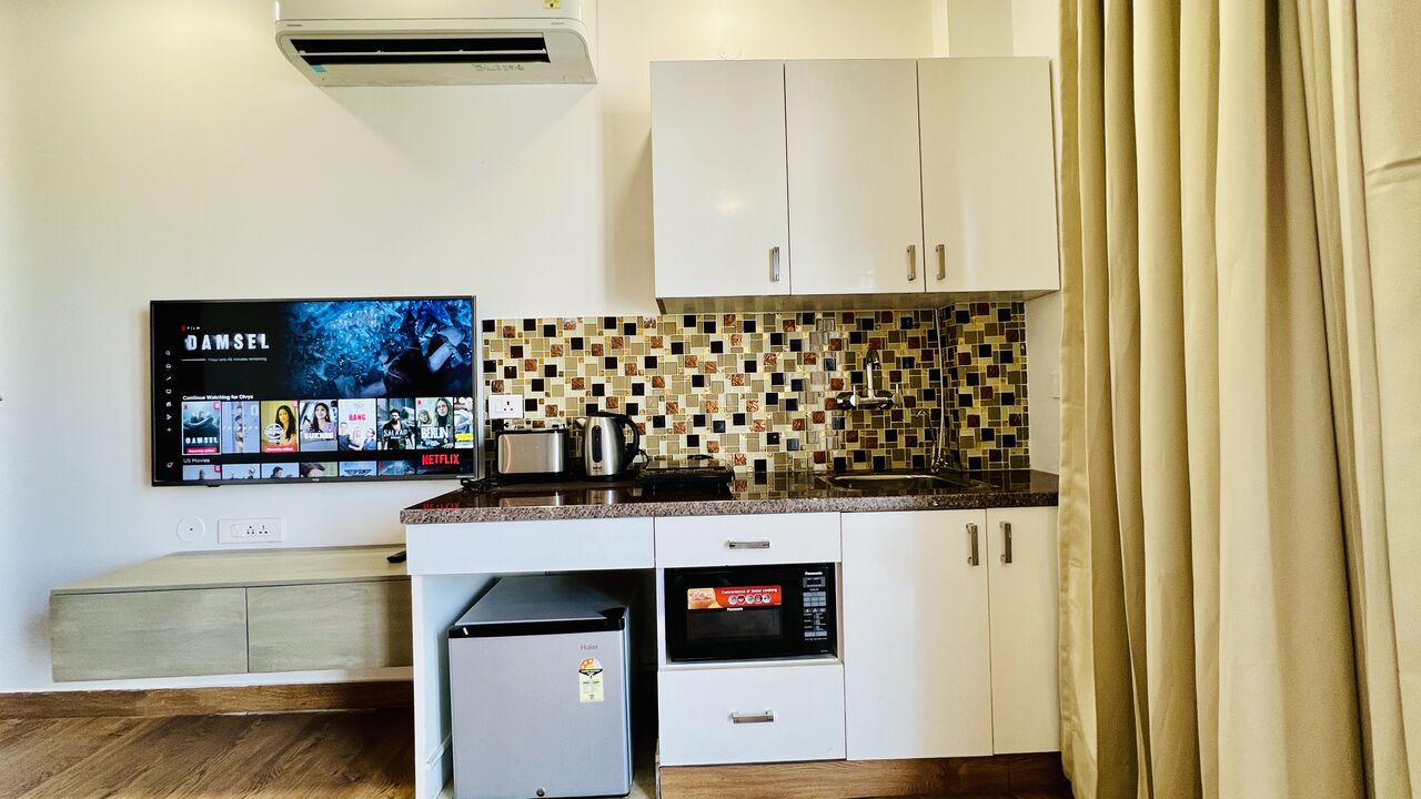 Gurgaon, Apartments, Flats, Houses & Villas, INR 3500/day,  Furnished,  Studio,  375 Sq. Feet,  Luxury Studio Apartment Gurgaon