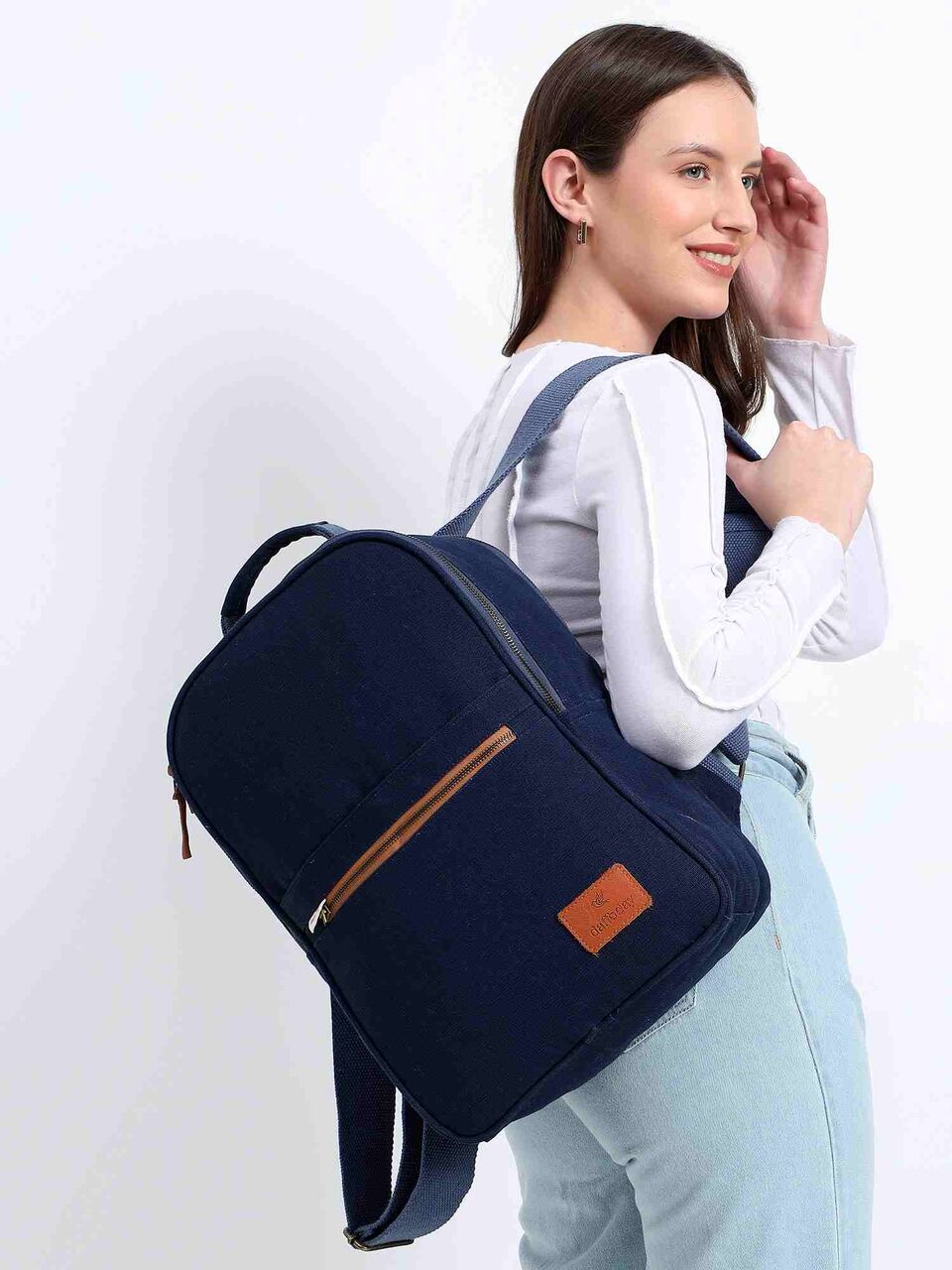 New Delhi, Clothing & Accessories, INR 2300,  Durable Office Backpacks For Women Professionals