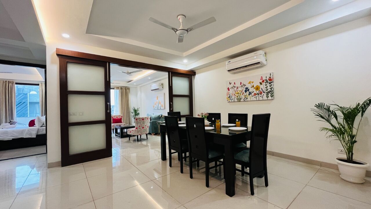 Gurgaon, Apartments, Flats, Houses & Villas, INR 7000/day,  Furnished,  2 BR,  Bluo 2 BHK - Golf Course Road | Balcony, Lift