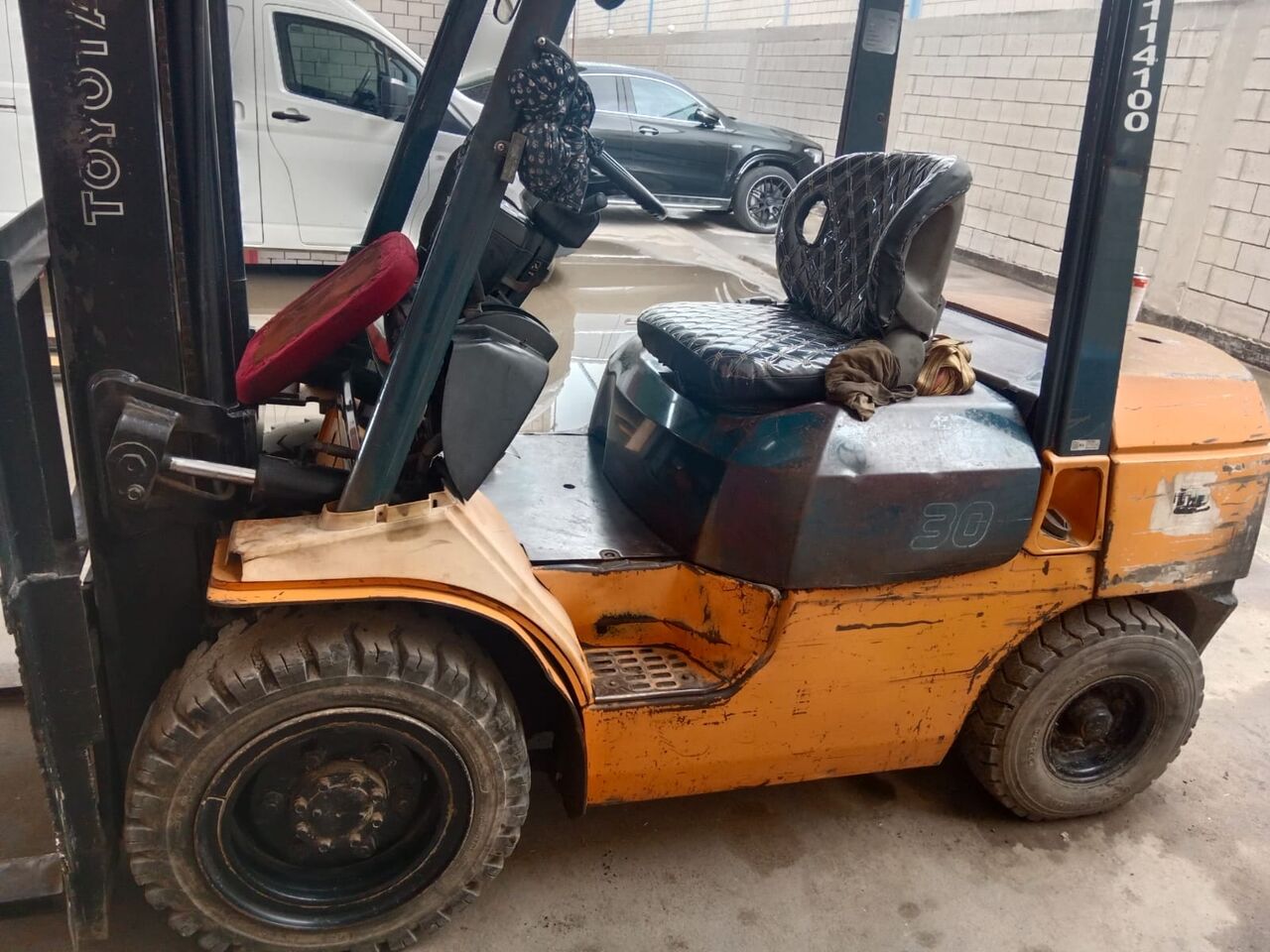 Jeddah, Heavy Equipment, TOYOTA FORKLIFT FOR SALE