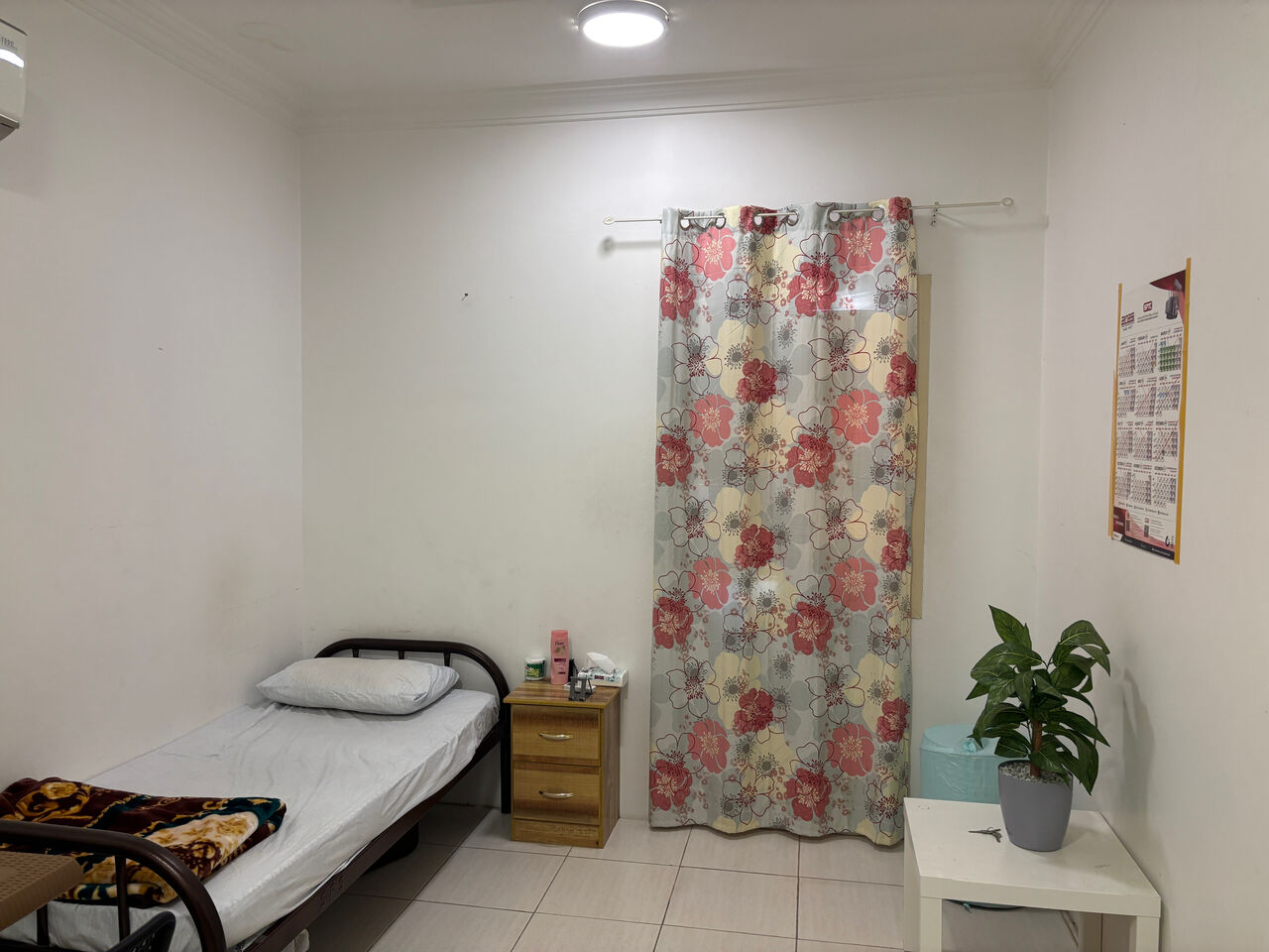 Al Adama, Rooms for Rent, SAR 700/month,  I Am Offering A Single Bachelor Room For Rent In A 2 BHK Appartment-Kerala Only