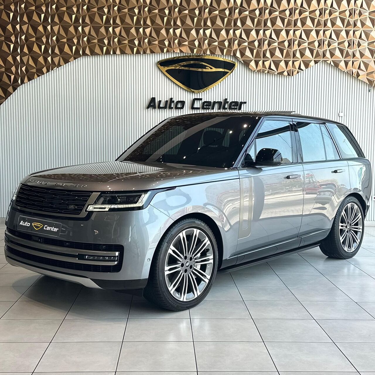 Riffa, Vehicles, Cars & Trucks , BHD 49000,  RANGE ROVER VOGUE HSE P530 2023 GREY,  2023,  Automatic,  50000 KM,   V8