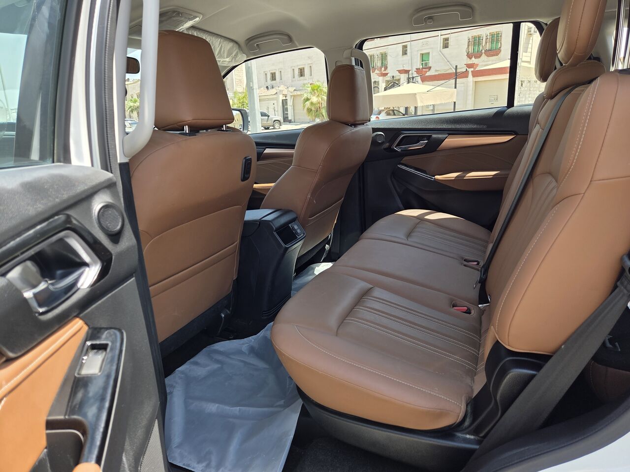 Dammam, Vehicles, Cars & Trucks , SAR 90000,  Isuzu MU-X 3.0TD 4X4 ODO 38250km Diesel Engine Service By Authorized Service Company,  2023,  Automatic,  38250 KM,
