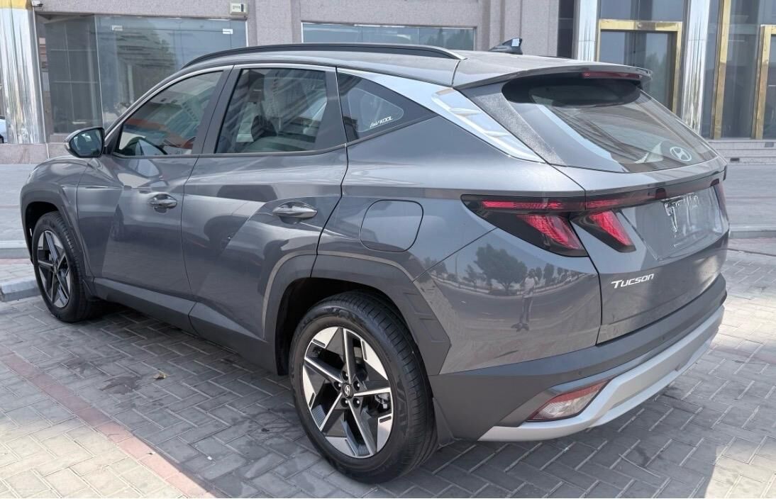 Jeddah, Vehicles, Cars & Trucks , SAR 90000,  Hyundai Tucson,  2025,  Automatic,  10000 KM,   Model Grey  1.6Turbo Smart 10,000 Km