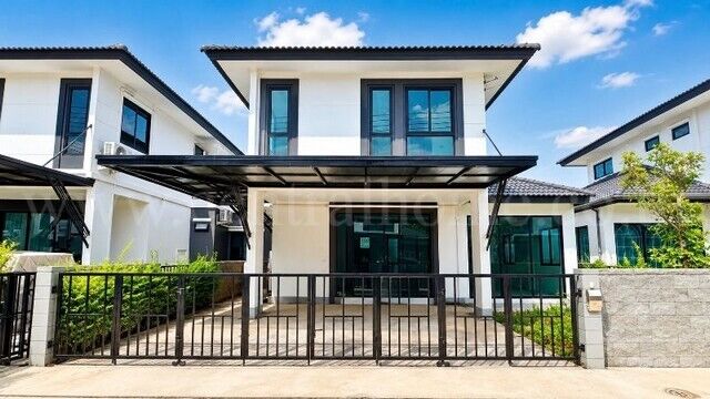 Bangkok, Real Estate For Sale, THB 3600000,  4 BR,  45 Sq. Feet,  Twin House, Chat Luang 19-Rangsit, Khlong Sam, Cheapest In The Project. The New House Has