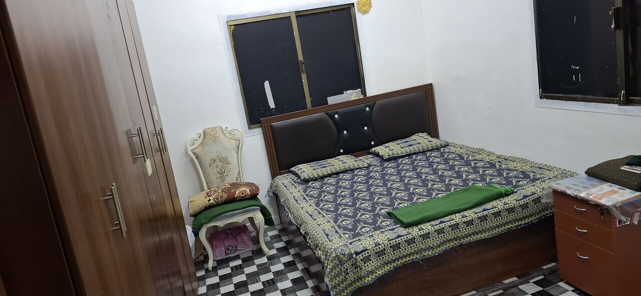 Jeddah, Roommates, SAR 900500/month,  Furnished,  Iam Offering A Seperate Room And A Bed Space For A Decent Indian Or Pakistani Bachelor.