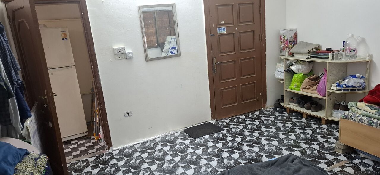 Jeddah, Roommates, SAR 900500/month,  Furnished,  Iam Offering A Seperate Room And A Bed Space For A Decent Indian Or Pakistani Bachelor.