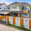 THB 17998,  79 Sq. Feet,  Mansion 4 Bedrooms, 4 Bathrooms, 79 Sq M. Rat Uthit Minburi MRT Suwinthawong 3.1 Km.