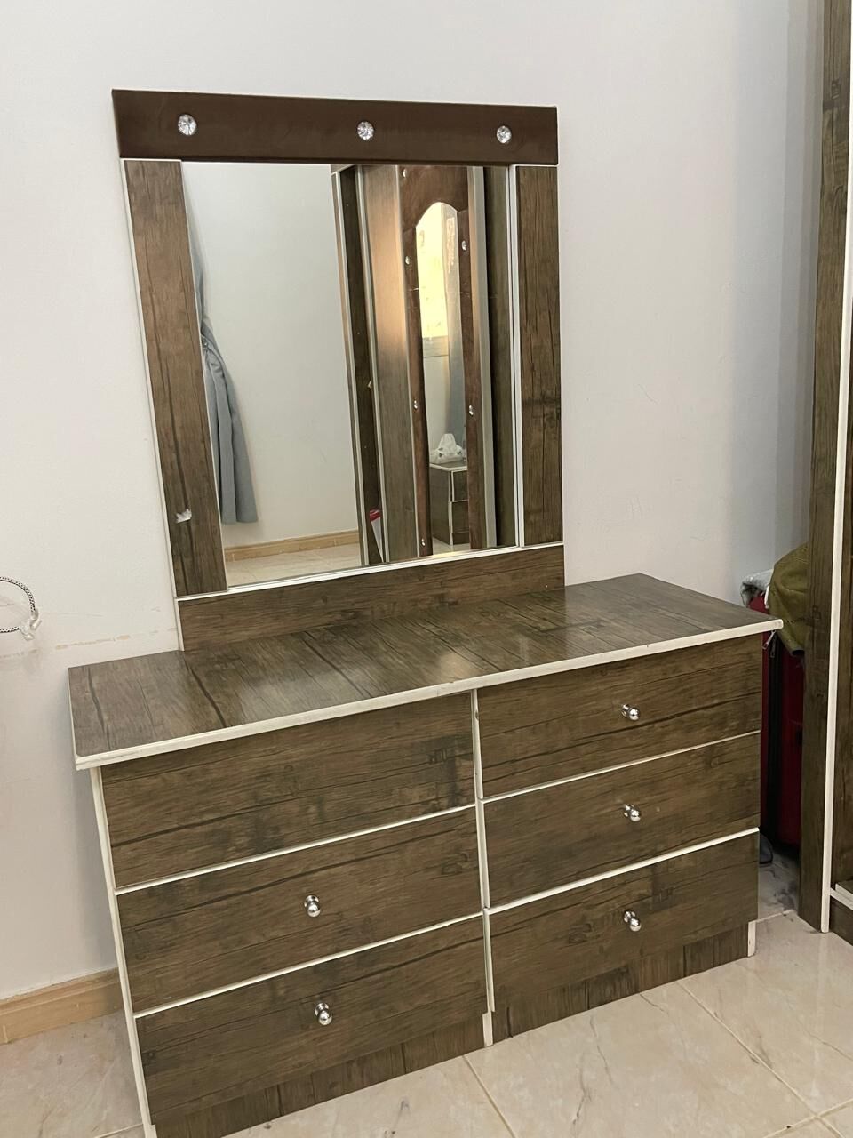 Al Bawadi, Furniture, SAR 2180,  Bed Sets/ Sofa//shelf/table Chair/ Iron Table-gas Cylinder