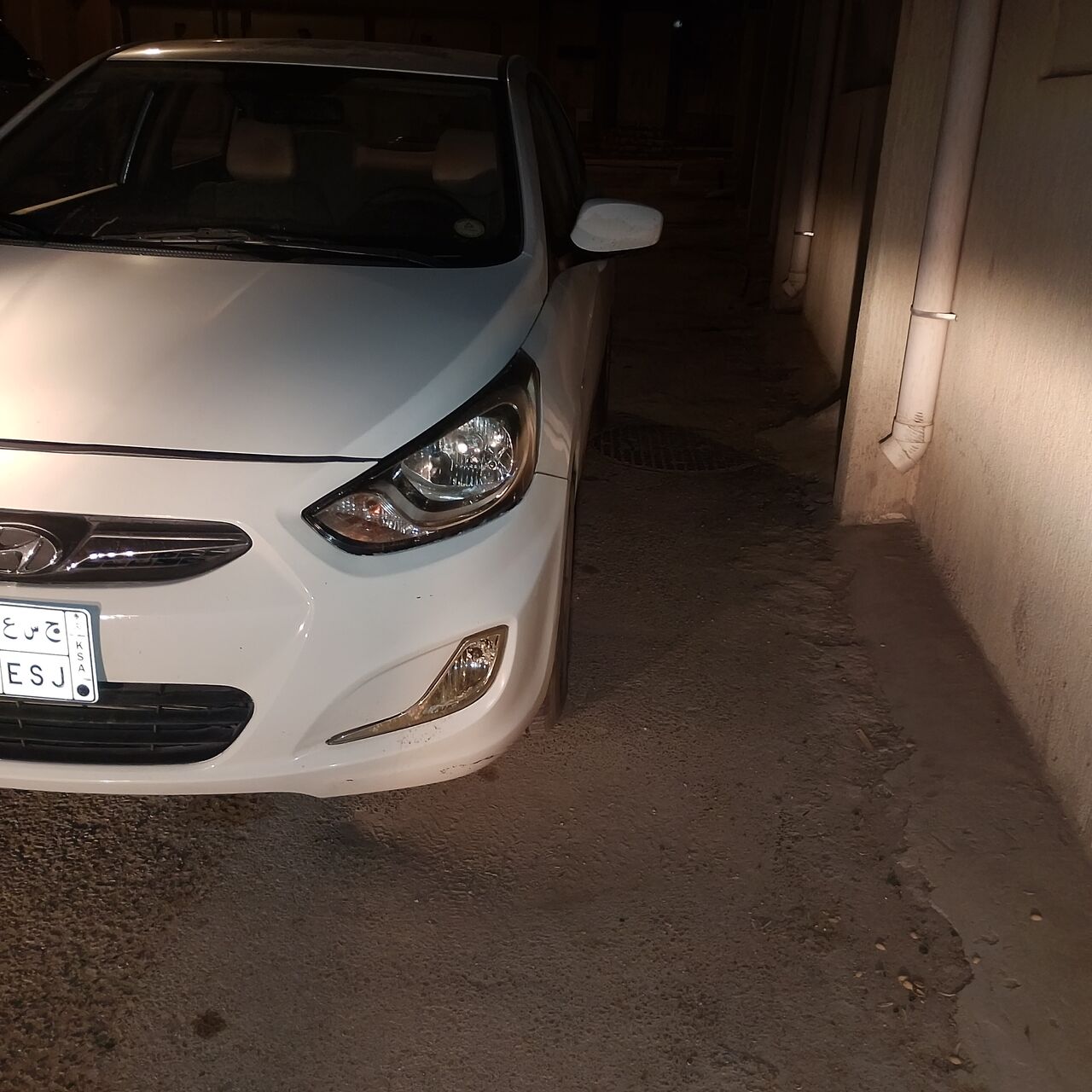 Riyadh, Vehicles, Cars & Trucks , SAR 15500,  Hyundai Accent,  2016,  Automatic,  321000 KM,