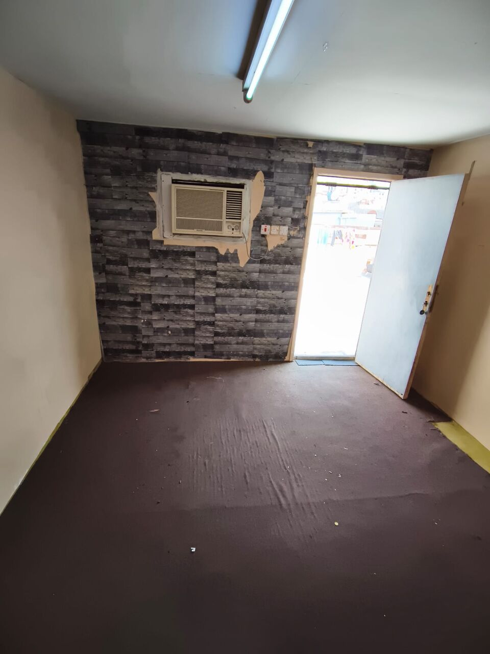 Manama, Rooms for Rent, BHD 75/month,  10 Sq. Meter,  ROOM FOR RENT
