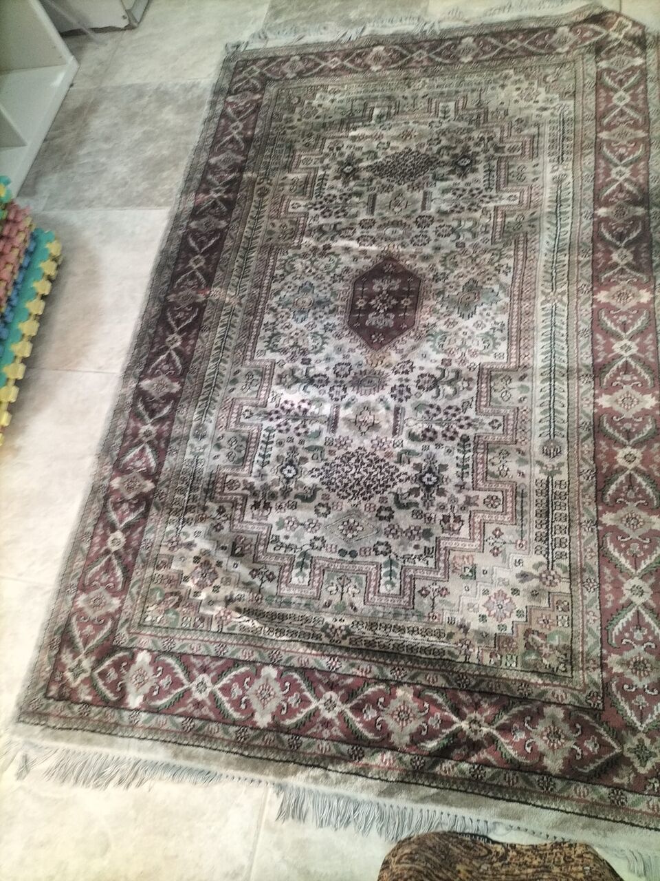 Manama, Household Items, BHD 5,  Rugs And Furnitures