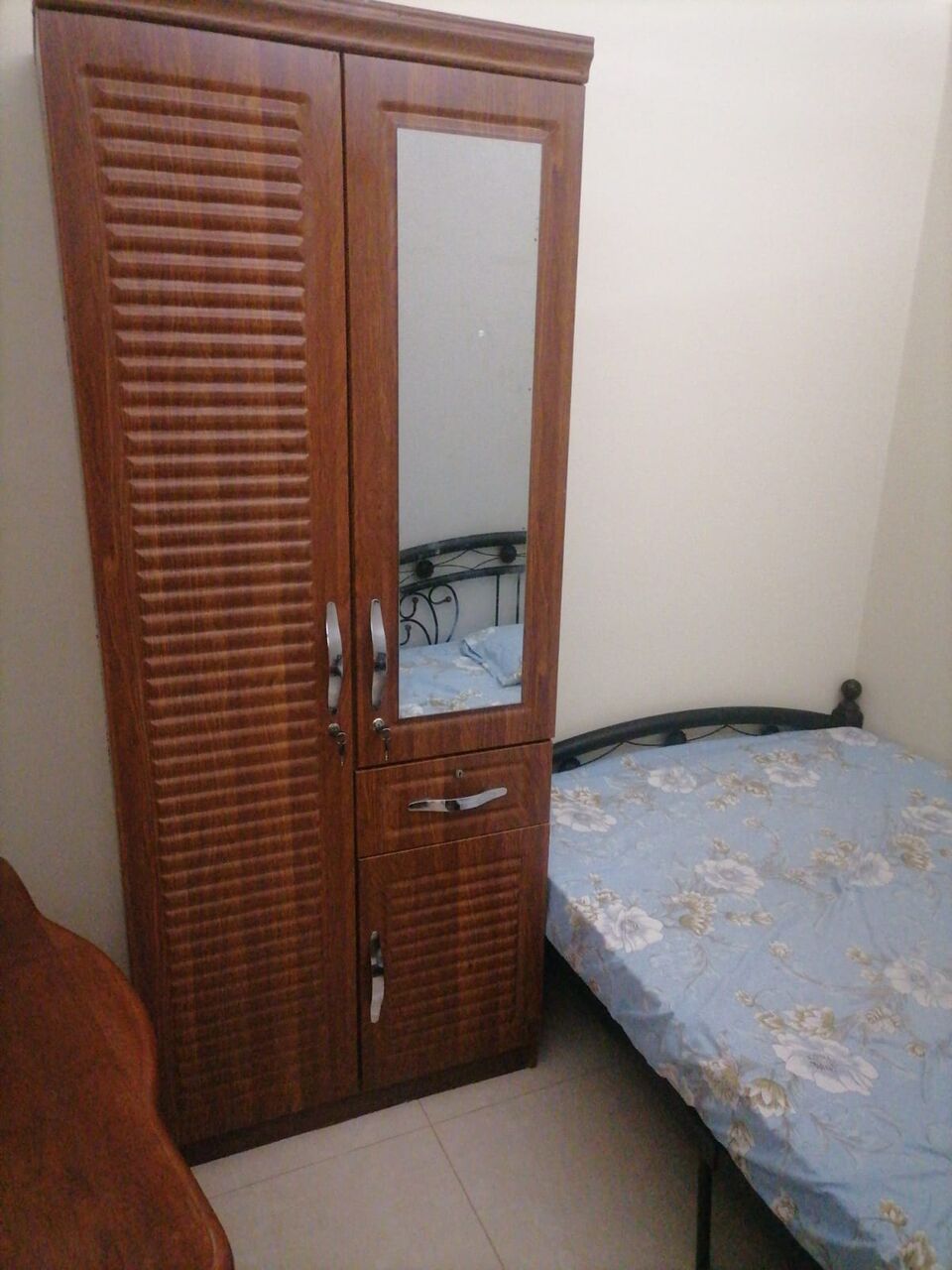 Gudaibiya, Apartments, Flats, Houses & Villas, BHD 120/month,  Furnished,  2 Bedroom Flat For Rent Neat Nesto, Awal Plaza Gudhaibiya (1 Room And 2 Partition Room)