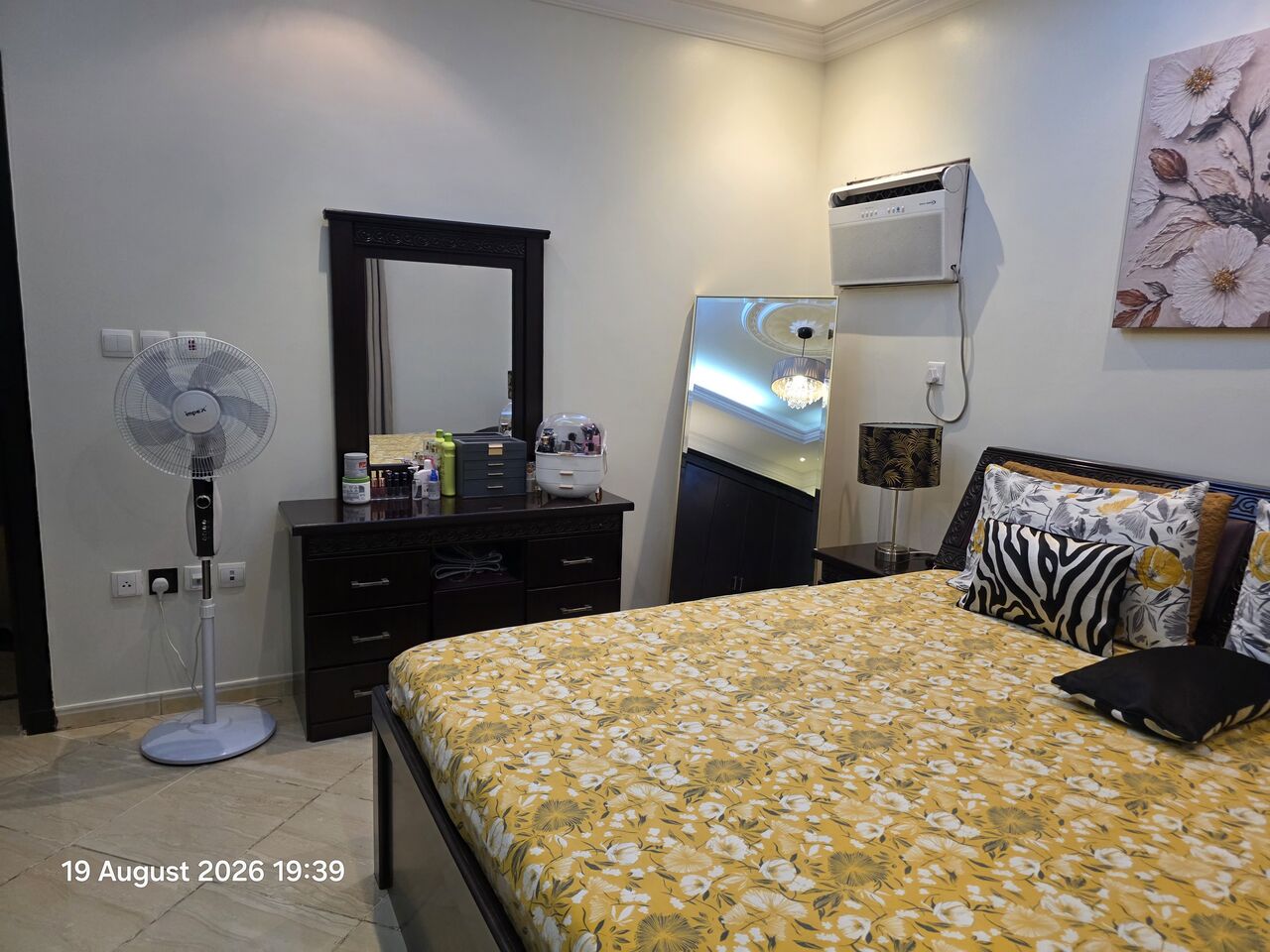 Jeddah, Furniture, SAR 1000,  Complete Bed Set In Very Good Condition