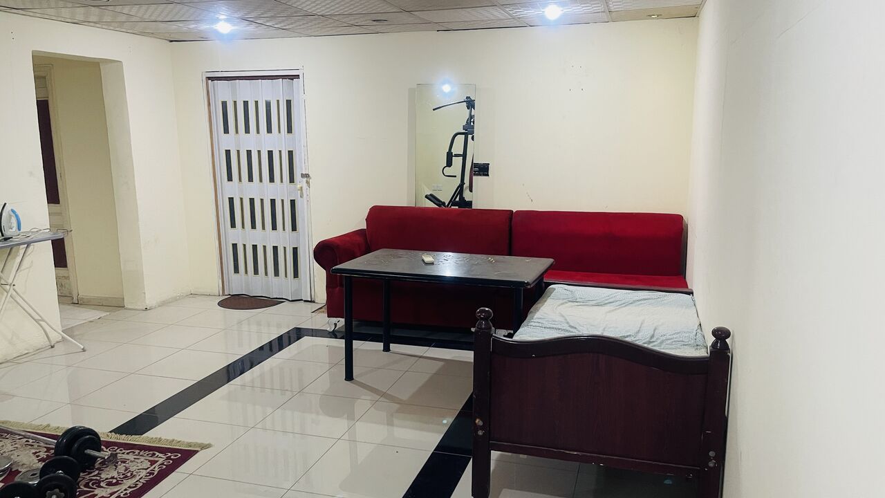 Jeddah, Rooms for Rent, SAR 900/month,  1 Room Available In 3BHK For Single Executive