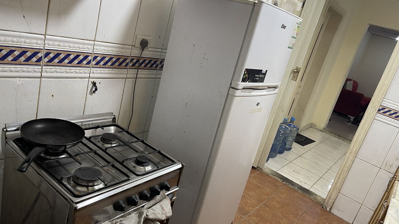 Jeddah, Rooms for Rent, SAR 900/month,  1 Room Available In 3BHK For Single Executive