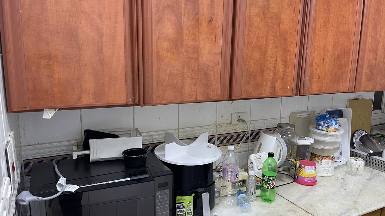 Jeddah, Rooms for Rent, SAR 900/month,  1 Room Available In 3BHK For Single Executive