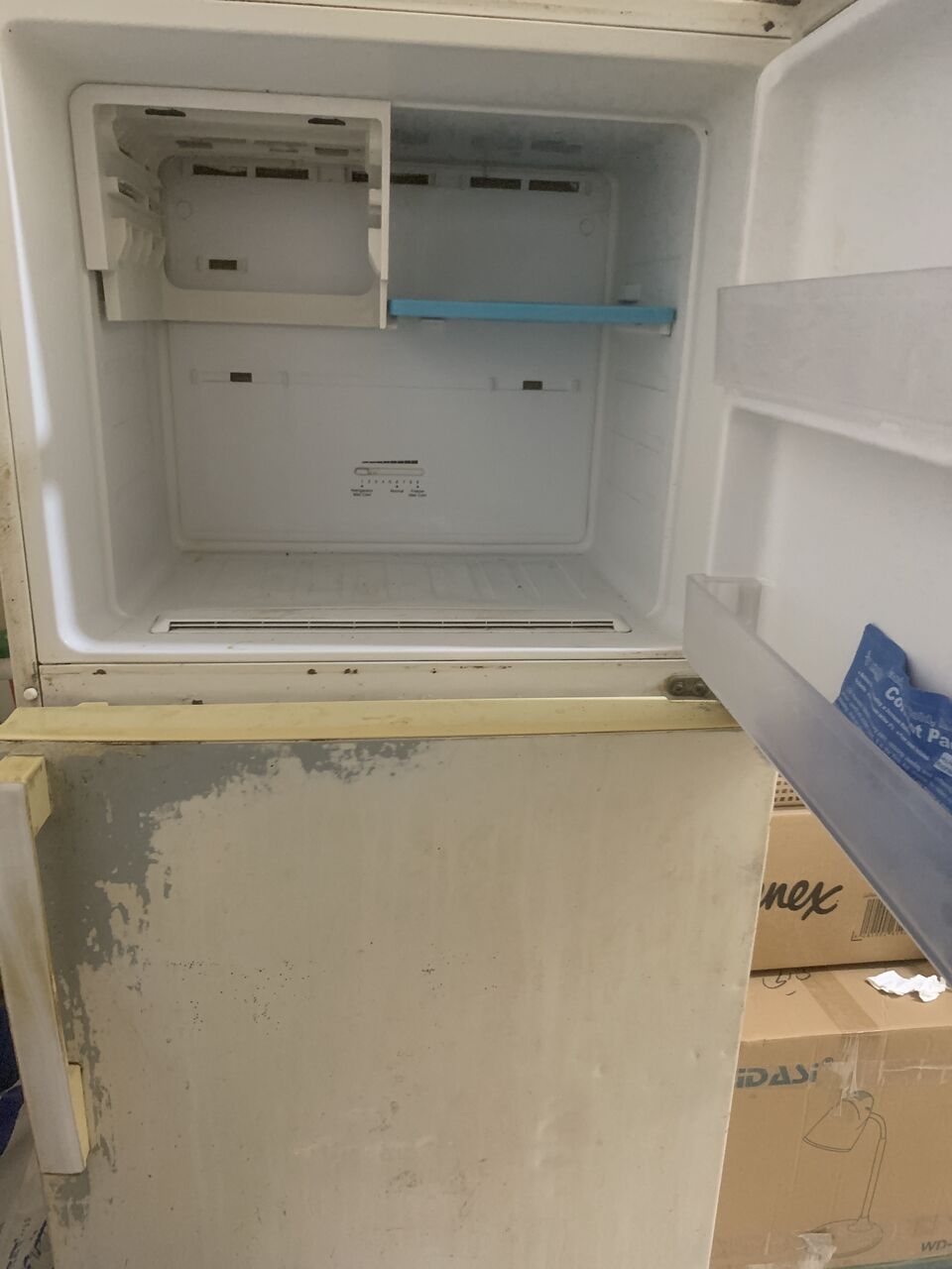 Al Bawadi, Air Conditioners, SAR 300,  Fridge
