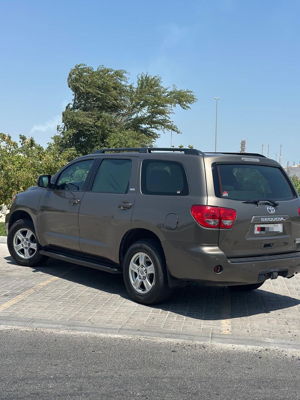 Riffa, Vehicles, Cars & Trucks , BHD 6300,  TOYOTA SEQUOIA FORCE 5.7 V8 2015 BRONZE,  2015,  Automatic,  200000 KM,
