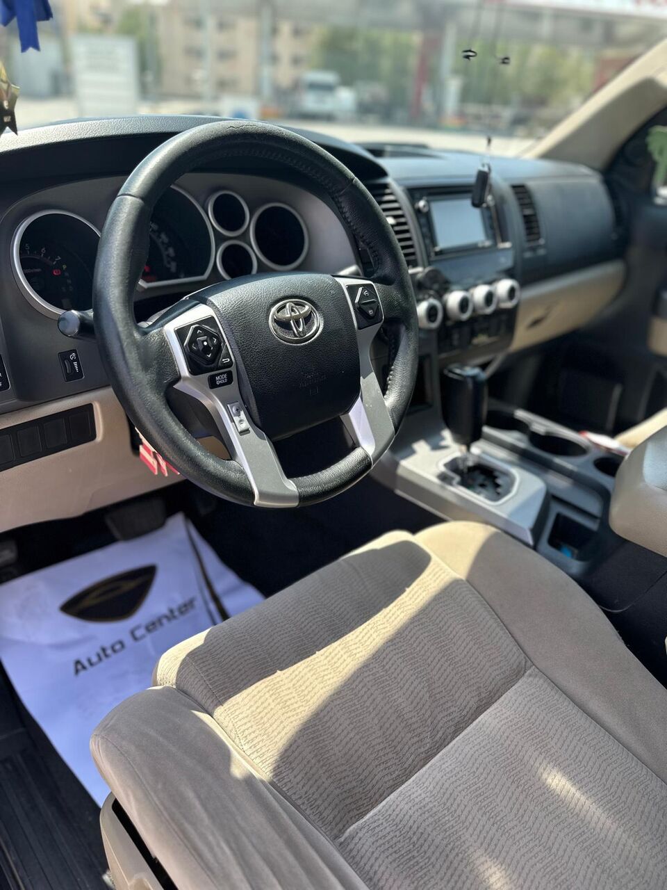 Riffa, Vehicles, Cars & Trucks , BHD 6300,  TOYOTA SEQUOIA FORCE 5.7 V8 2015 BRONZE,  2015,  Automatic,  200000 KM,