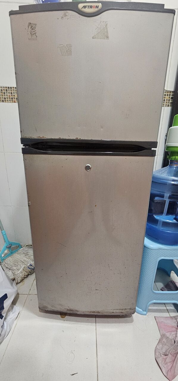 Ras Rumman, Household Items, BHD 5,  Double Door Fridge For Sale.