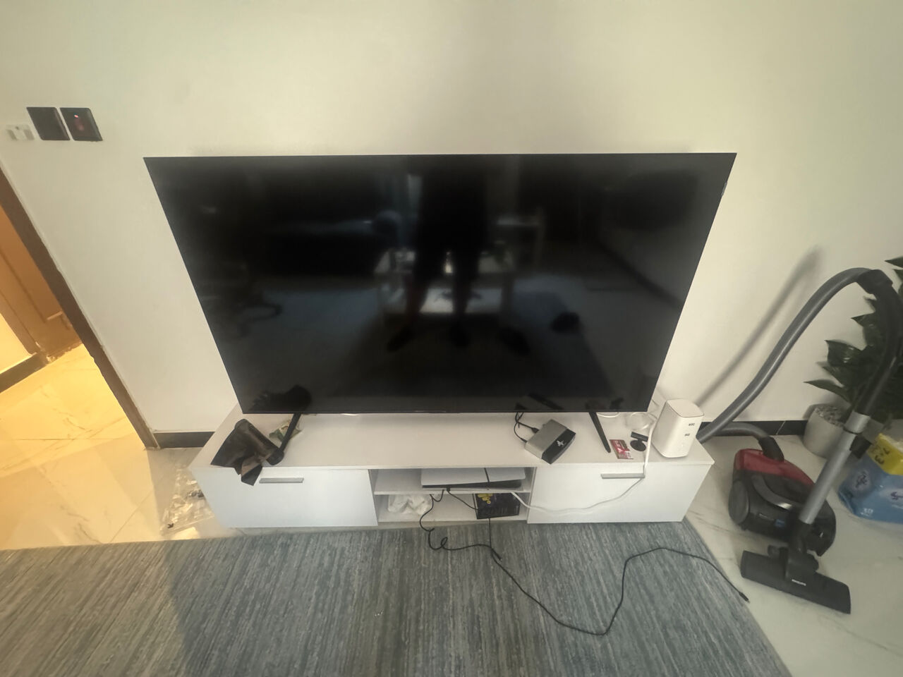 Riyadh, Electronics, SAR 1500,  Tv TCL 65 Screen Smart, Vacuum Cleaner, Air Fryer, Washing Machine