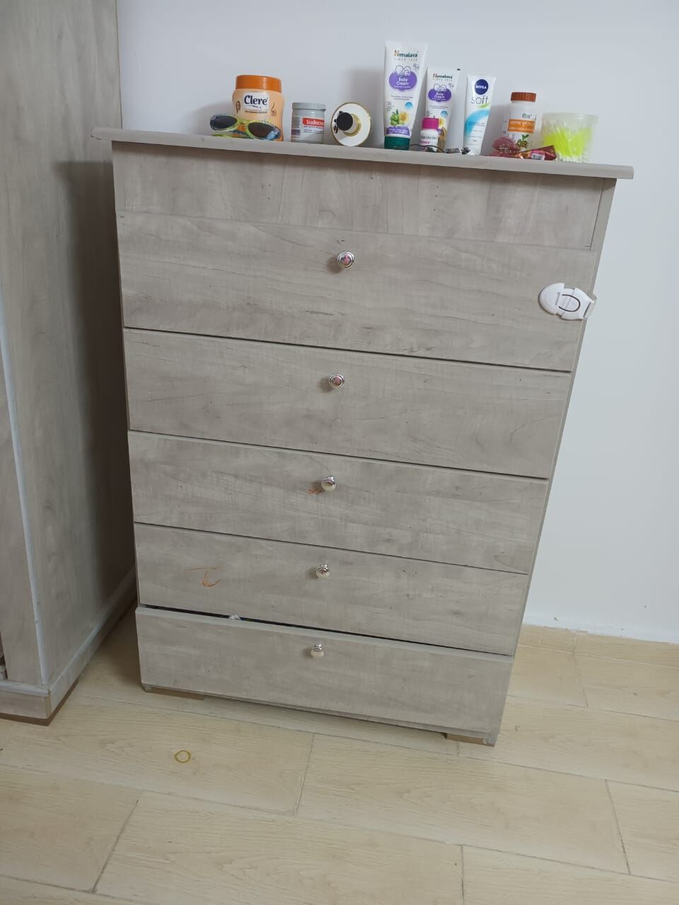 Al Khobar Al Shamalia, Furniture, SAR 1100,  King Size Bed Set With Wadrobe For Sale- Khobar Shamalia