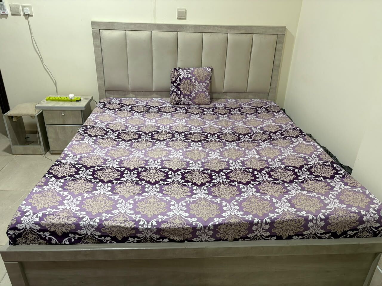 Al Khobar Al Shamalia, Furniture, SAR 1100,  King Size Bed Set With Wadrobe For Sale- Khobar Shamalia