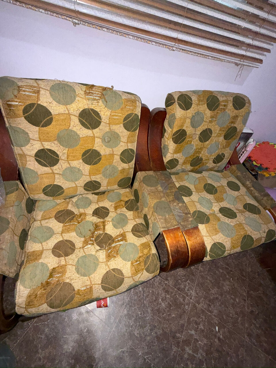 Jeddah, Furniture, SAR 100,  Sofa Singles  3pcs For Sales(0504526570)